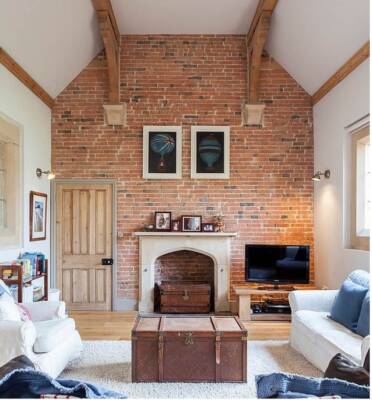 Brick wall as an Accent One Wall as a Focal Point to Add a Sense of Warmth